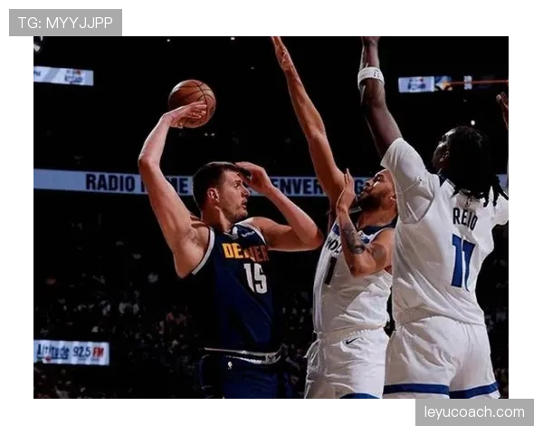 戈贝尔挡拆换防较无戈贝尔时降低约基奇低位效率